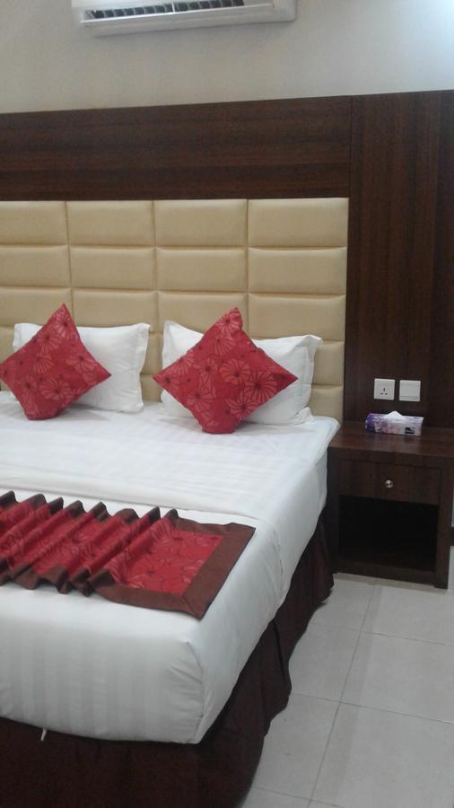 Makarem Al Olaya Suites Al-Chubar Zewnętrze zdjęcie